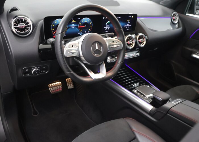 Mercedes-Benz GLA 200 Business Solution AMG