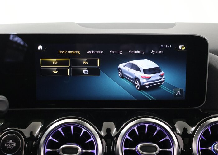 Mercedes-Benz GLA 200 Business Solution AMG