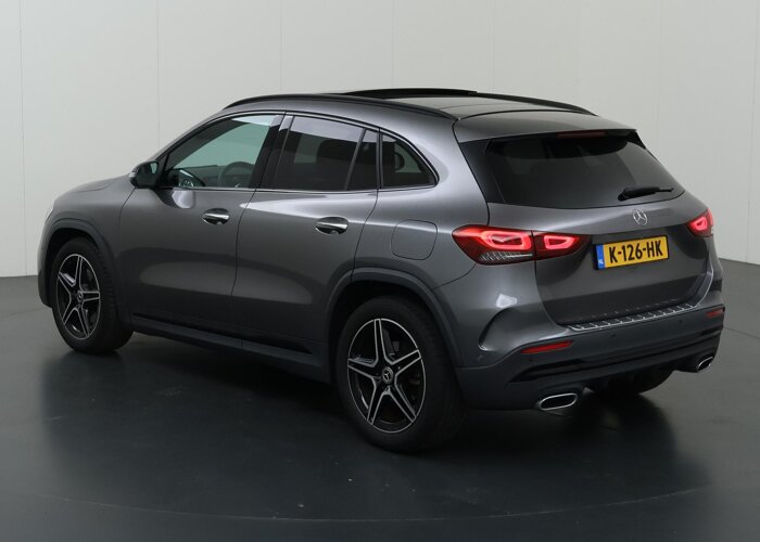 Mercedes-Benz GLA 200 Business Solution AMG