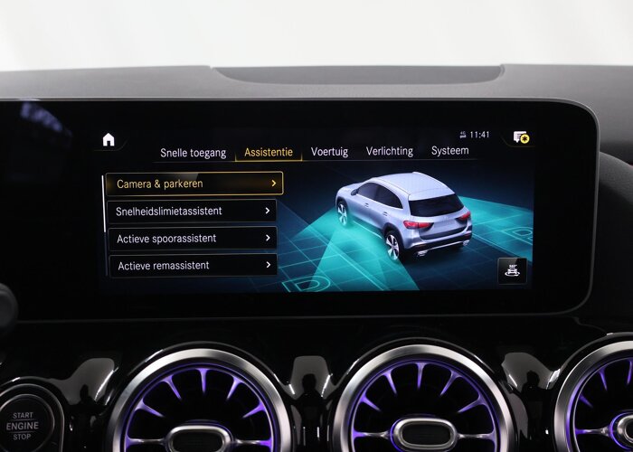 Mercedes-Benz GLA 200 Business Solution AMG