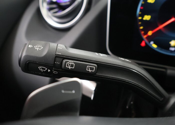 Mercedes-Benz GLA 200 Business Solution AMG