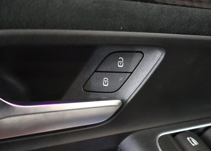 Mercedes-Benz GLA 200 Business Solution AMG