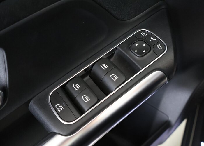 Mercedes-Benz GLA 200 Business Solution AMG
