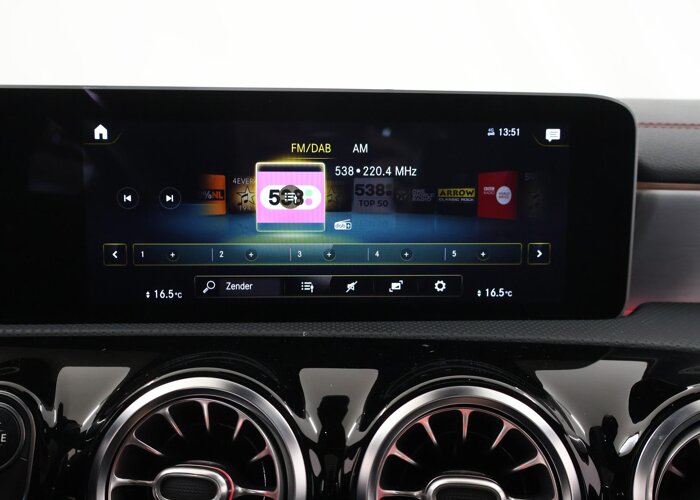 Mercedes-Benz CLA-Klasse 200 Business Solution AMG
