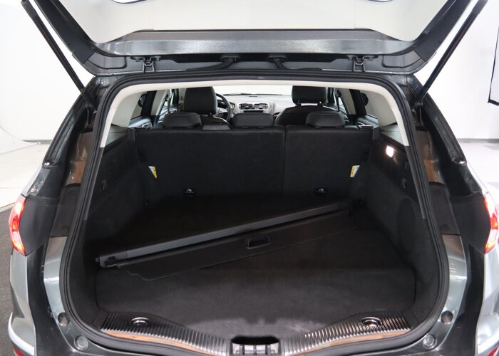 Ford Mondeo Wagon 2.0 IVCT HEV Vignale