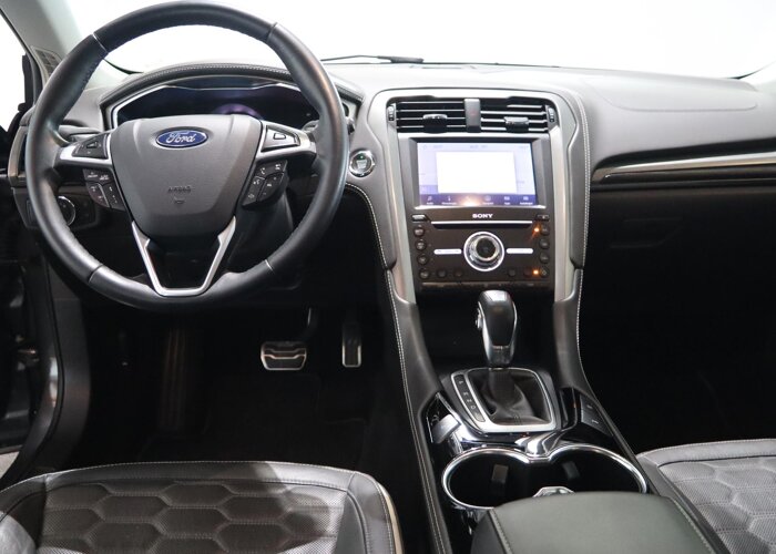 Ford Mondeo Wagon 2.0 IVCT HEV Vignale