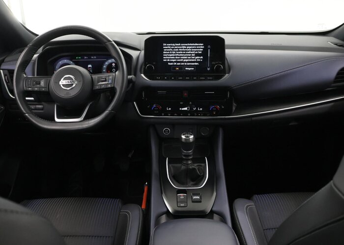 Nissan QASHQAI 1.3 MHEV Business Design