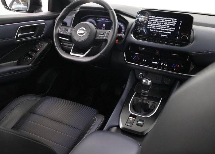 Nissan QASHQAI 1.3 MHEV Business Design