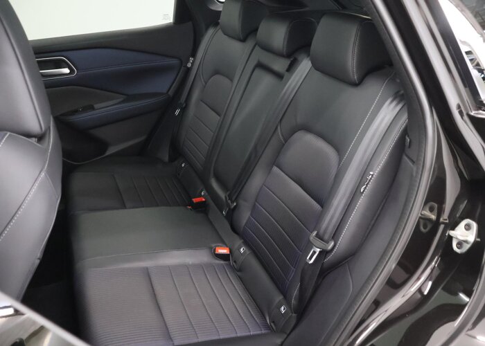 Nissan QASHQAI 1.3 MHEV Business Design