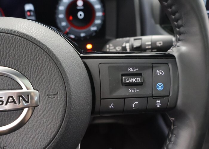 Nissan QASHQAI 1.3 MHEV Business Design