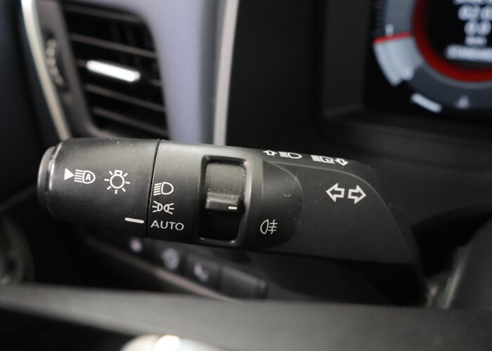 Nissan QASHQAI 1.3 MHEV Business Design