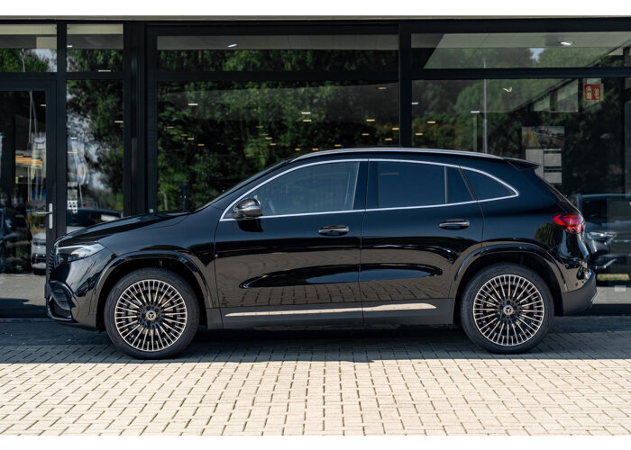 Mercedes-Benz EQA 300 4MATIC AMG Line 67 kWh
