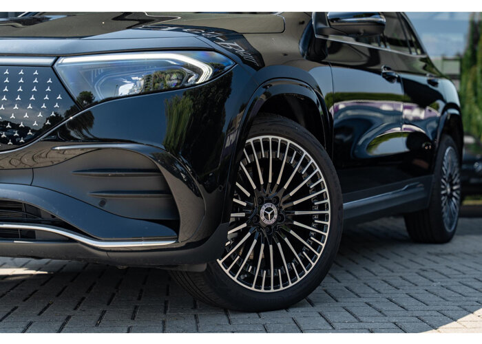 Mercedes-Benz EQA 300 4MATIC AMG Line 67 kWh