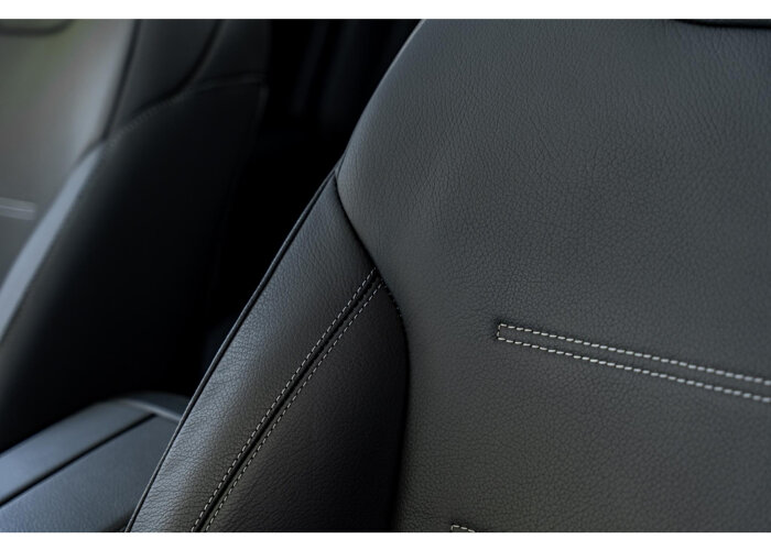 Mercedes-Benz EQA 300 4MATIC AMG Line 67 kWh