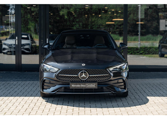 Mercedes-Benz CLE Coupé 300 e AMG Line