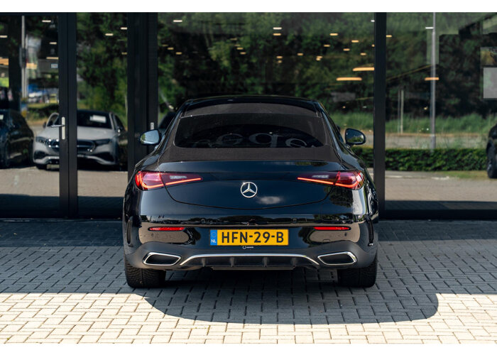 Mercedes-Benz CLE Coupé 300 e AMG Line
