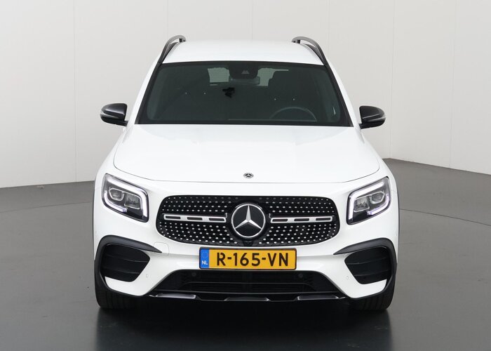 Mercedes-Benz GLB 180 AMG Line