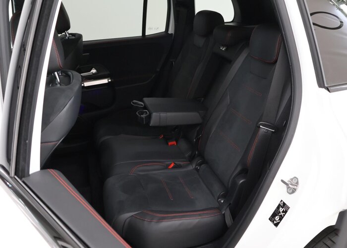 Mercedes-Benz GLB 180 AMG Line