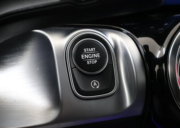 Mercedes-Benz GLB 180 AMG Line