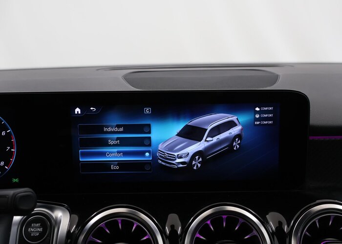 Mercedes-Benz GLB 180 AMG Line