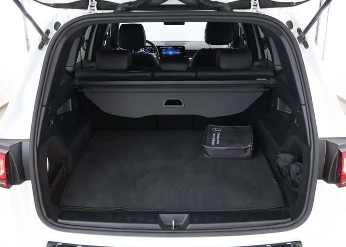 Mercedes-Benz GLB 180 AMG Line