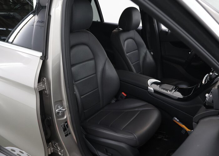 Mercedes-Benz GLC 200 Business Solution Limited