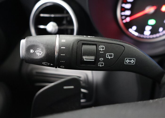 Mercedes-Benz GLC 200 Business Solution Limited