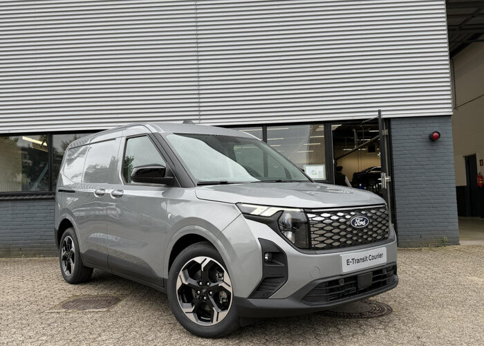Ford E-Transit Courier Limited 46 kWh