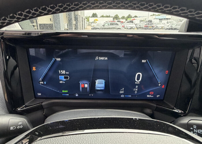 Ford E-Transit Courier Limited 46 kWh