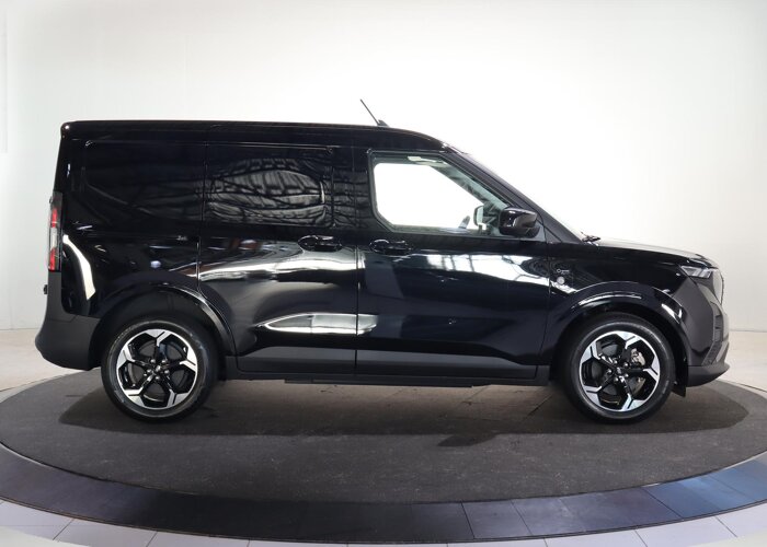 Ford E-Transit Courier Limited 46 kWh 136pk!