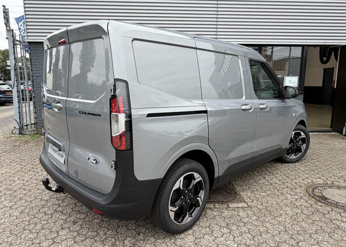 Ford E-Transit Courier Limited 46 kWh