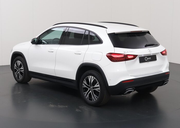 Mercedes-Benz GLA 250 e Luxury Line