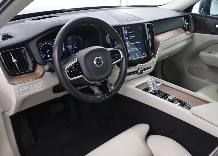 Volvo XC60 2.0 T8 Twin Engine AWD Inscription