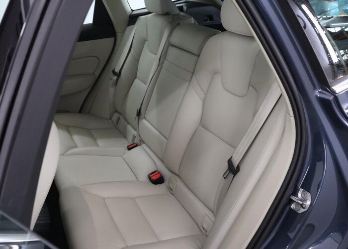 Volvo XC60 2.0 T8 Twin Engine AWD Inscription