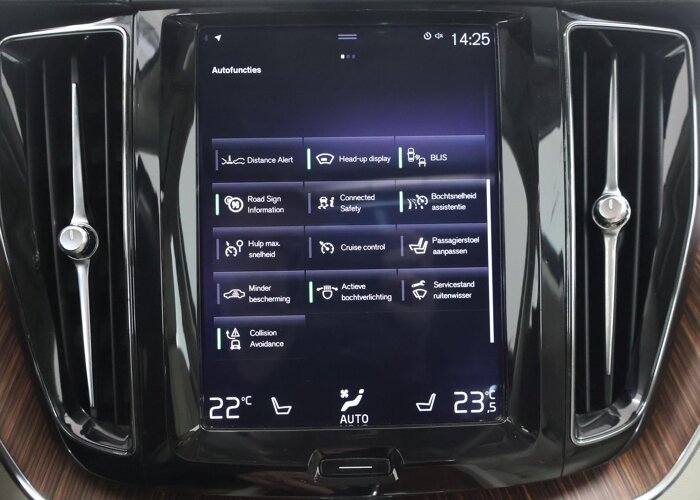 Volvo XC60 2.0 T8 Twin Engine AWD Inscription