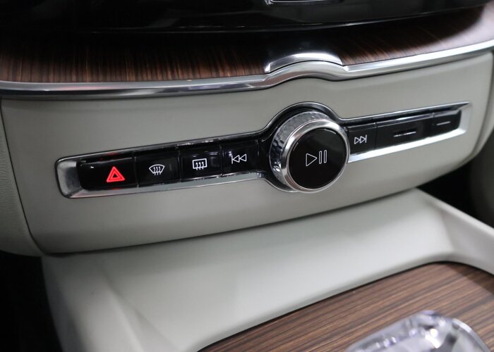 Volvo XC60 2.0 T8 Twin Engine AWD Inscription