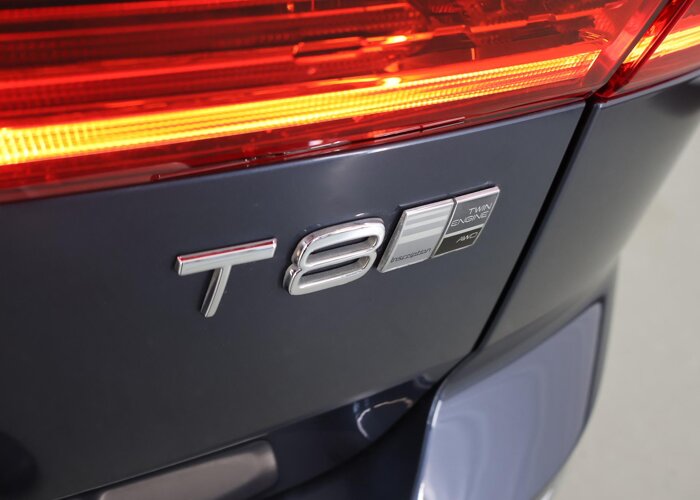 Volvo XC60 2.0 T8 Twin Engine AWD Inscription