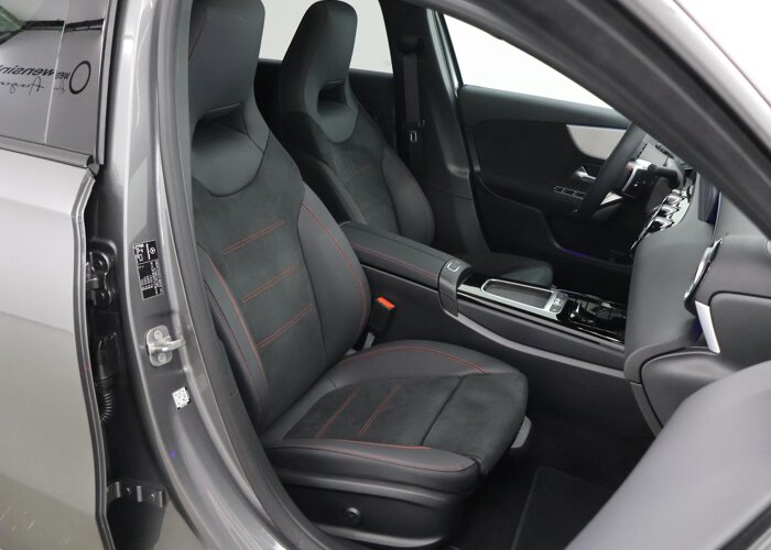 Mercedes-Benz A-Klasse 180 Business Solution AMG