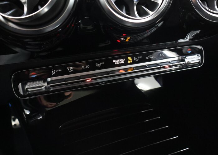 Mercedes-Benz A-Klasse 180 Business Solution AMG