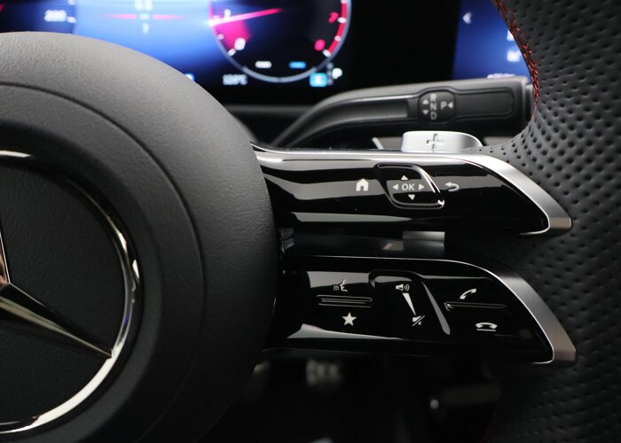 Mercedes-Benz A-Klasse 180 Business Solution AMG