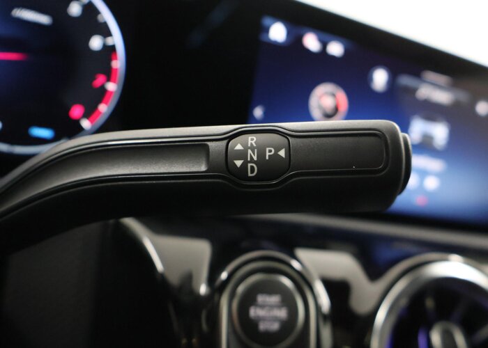Mercedes-Benz A-Klasse 180 Business Solution AMG