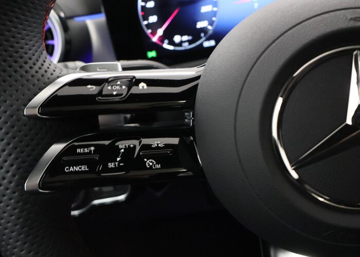 Mercedes-Benz A-Klasse 180 Business Solution AMG