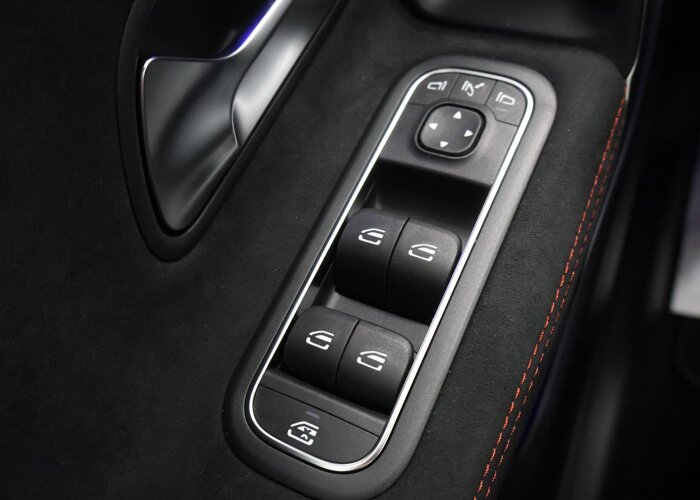 Mercedes-Benz A-Klasse 180 Business Solution AMG