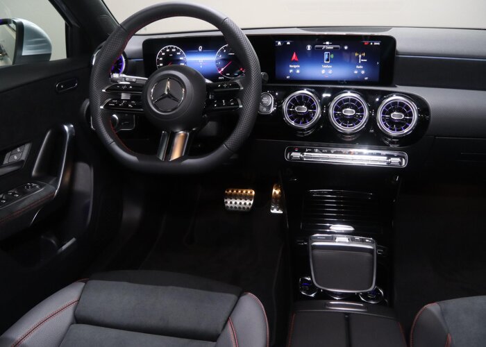 Mercedes-Benz A-Klasse 180 Business Solution AMG