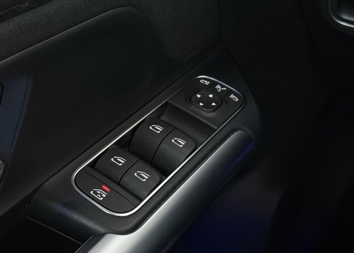 Mercedes-Benz B-Klasse 250 e Star Edition AMG Line 250 e Star Edition AMG Line
