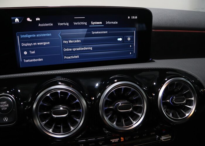 Mercedes-Benz A-Klasse 180 Business Solution AMG