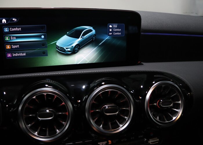 Mercedes-Benz A-Klasse 180 Business Solution AMG