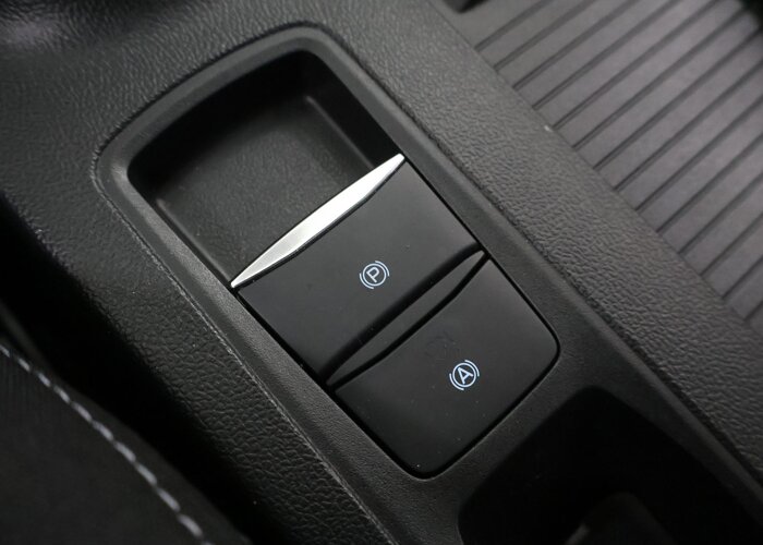 Ford FOCUS Wagon 1.0 EcoBoost Hybrid Titanium