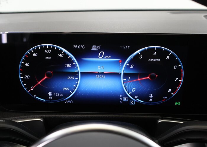 Mercedes-Benz GLB 200 Luxury Line