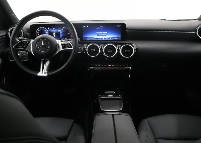 Mercedes-Benz A-Klasse 250 e Business Line